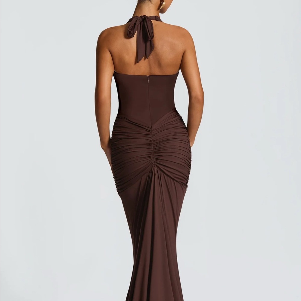 Elegant Brown Maxi Dress - Picture 3 of 3